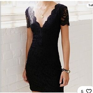 Urban Outfitters Kimchi Blue Black Scallop Lace Bodycon Deep V Dress Sz Small